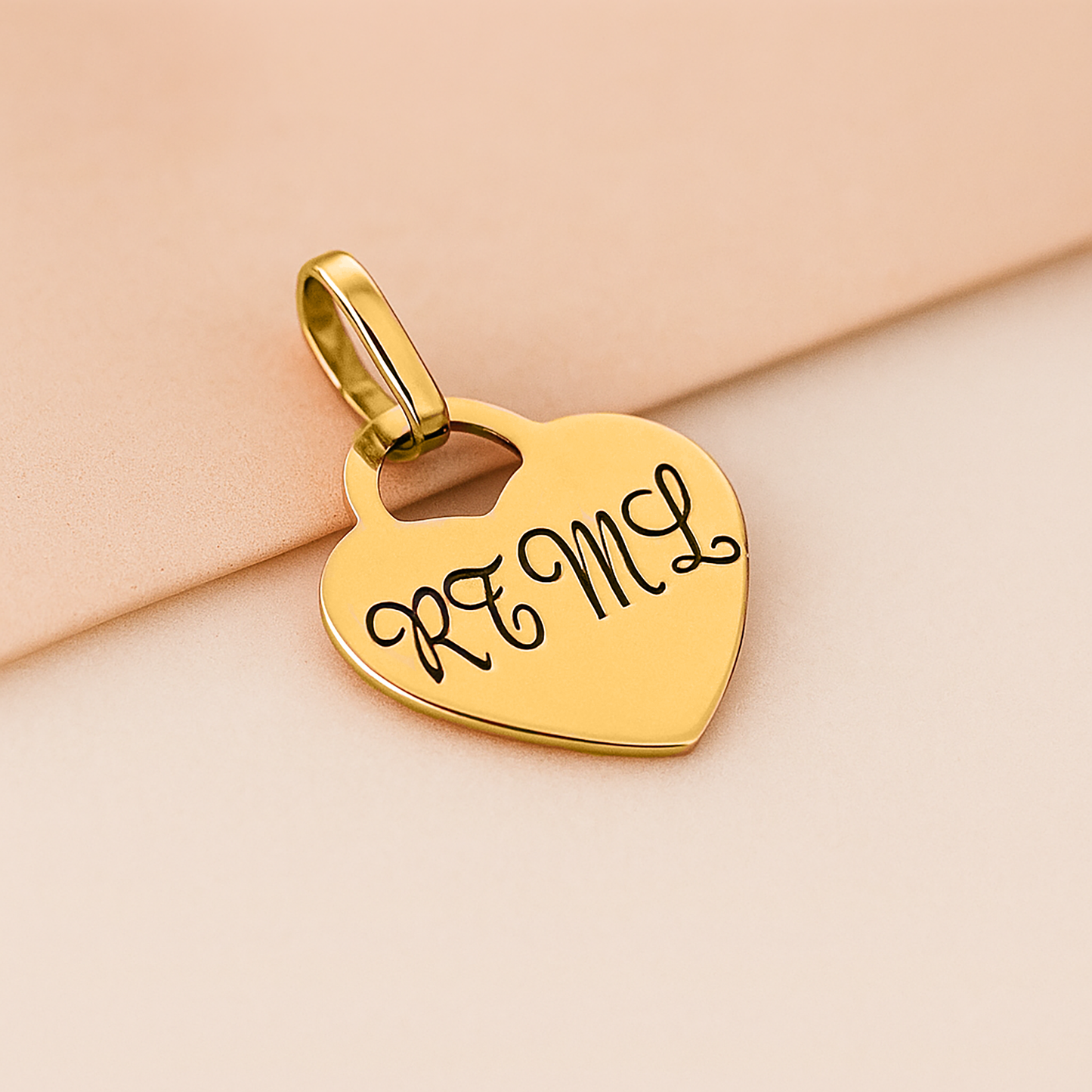 Personalizuotas Auksinis pakabukas širdelė